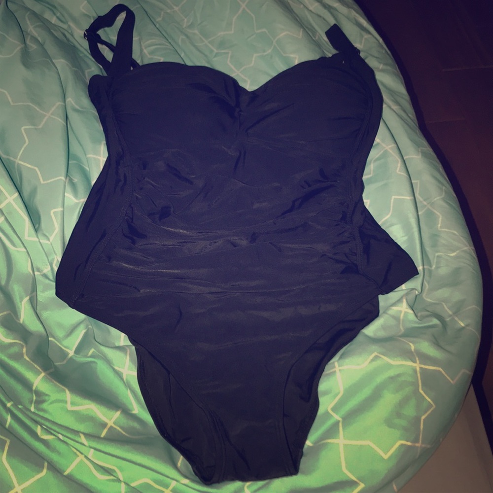 One piece swimsuit